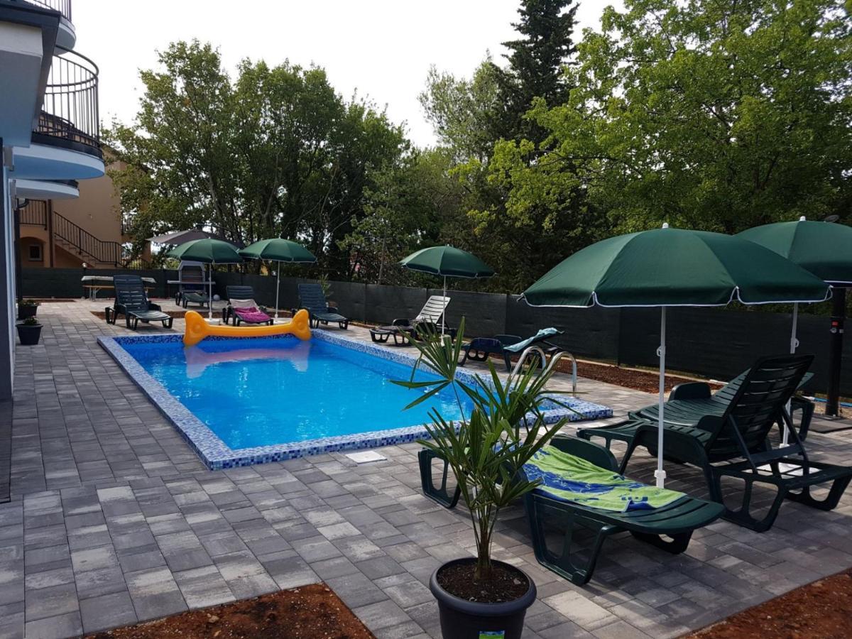 Apartmani Zaric Malinska Εξωτερικό φωτογραφία