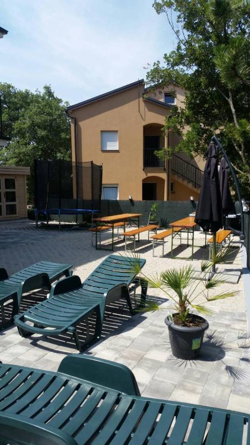 Apartmani Zaric Malinska Εξωτερικό φωτογραφία