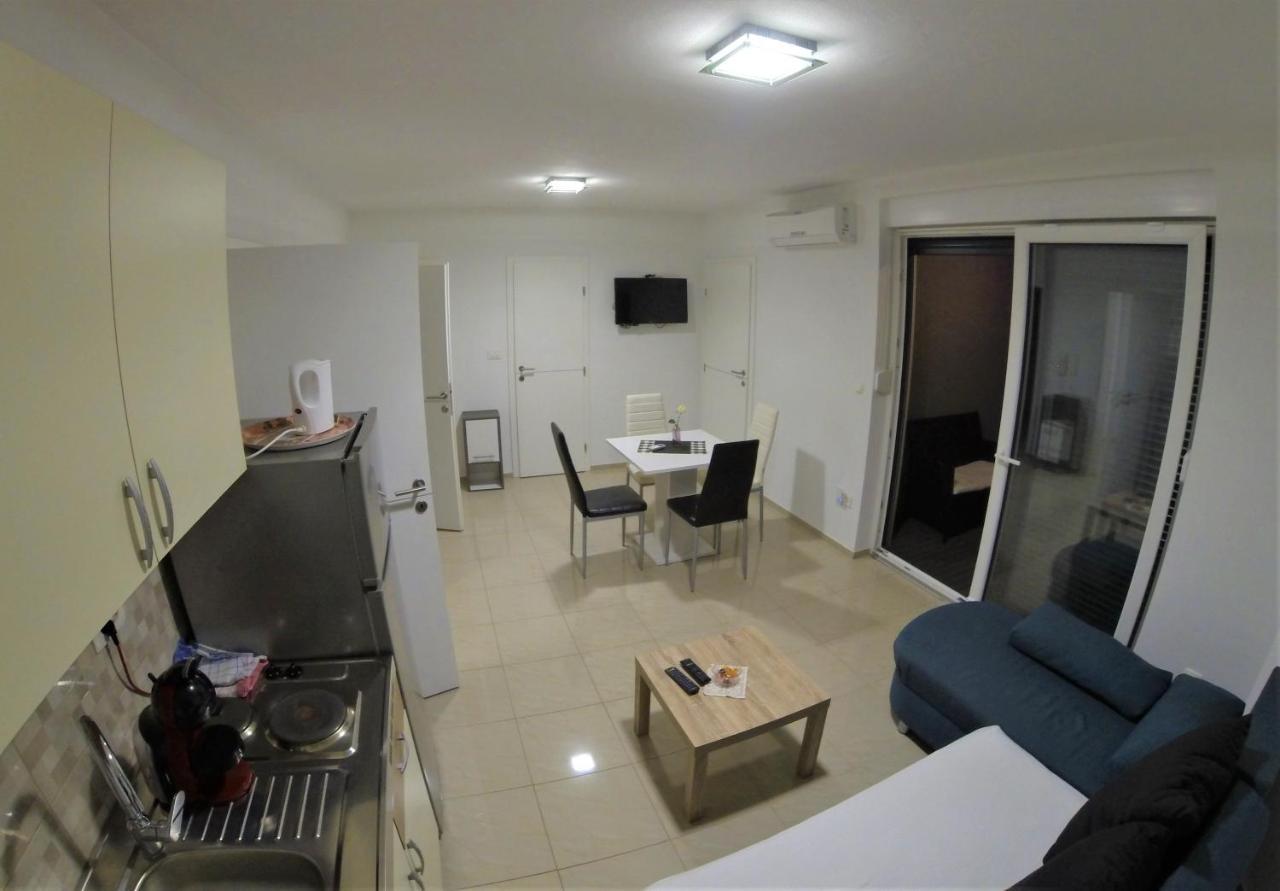 Apartmani Zaric Malinska Εξωτερικό φωτογραφία
