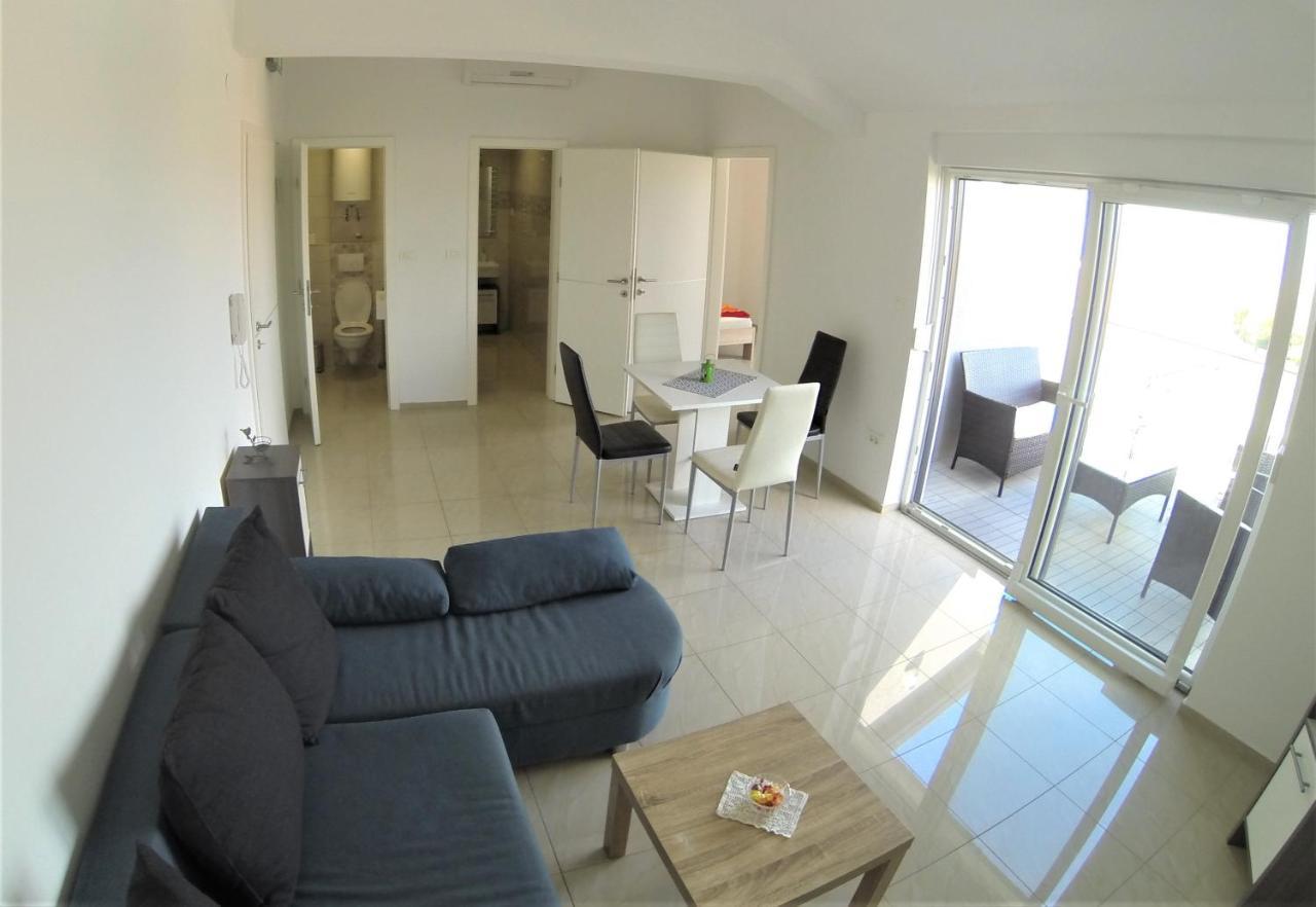 Apartmani Zaric Malinska Εξωτερικό φωτογραφία