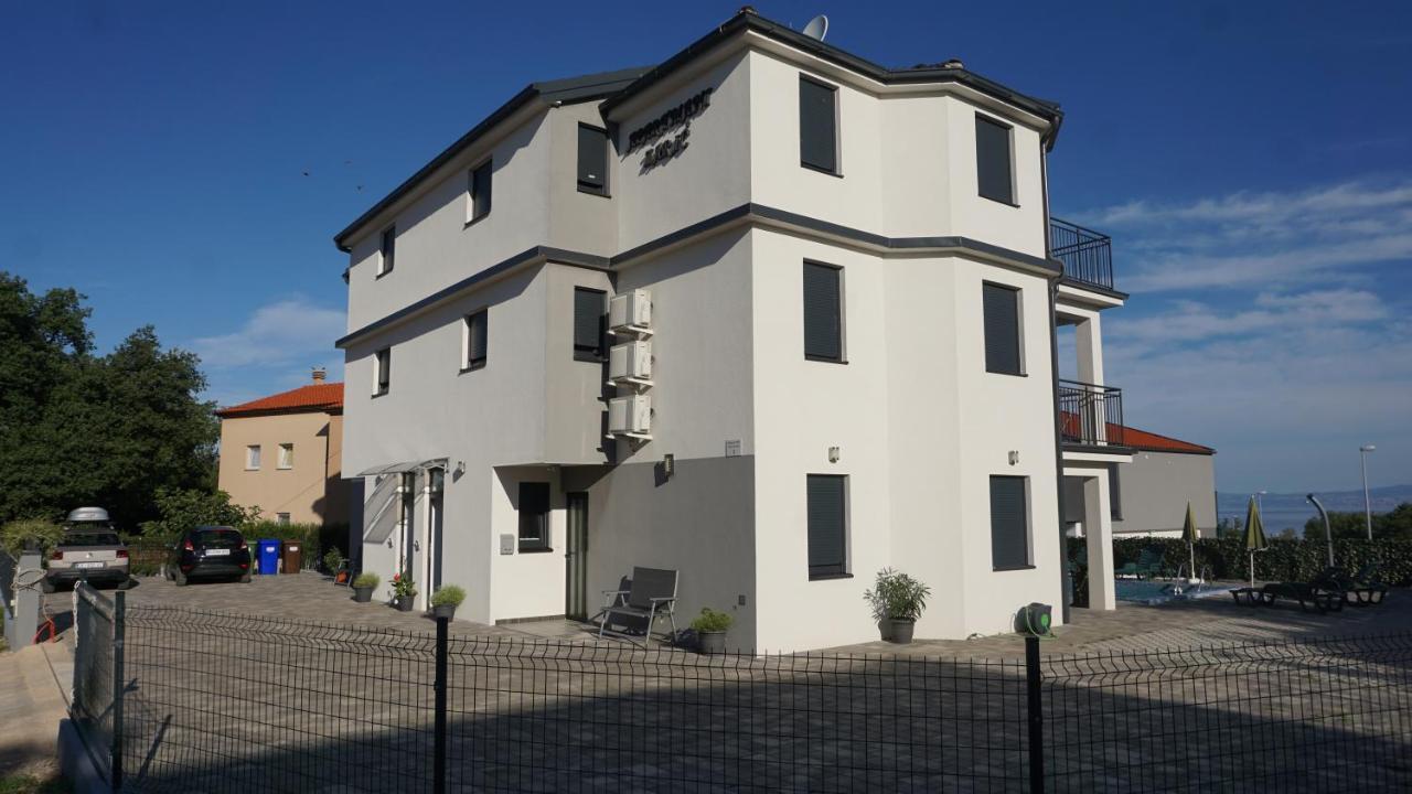 Apartmani Zaric Malinska Εξωτερικό φωτογραφία