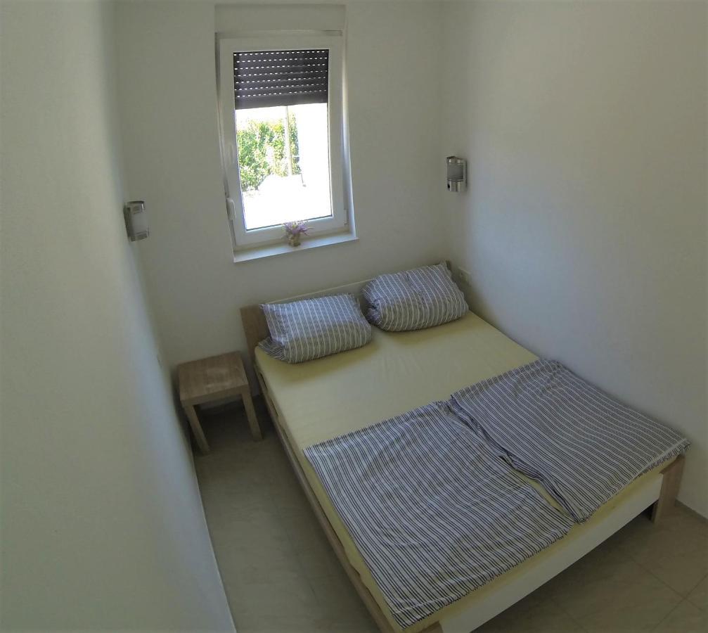 Apartmani Zaric Malinska Εξωτερικό φωτογραφία
