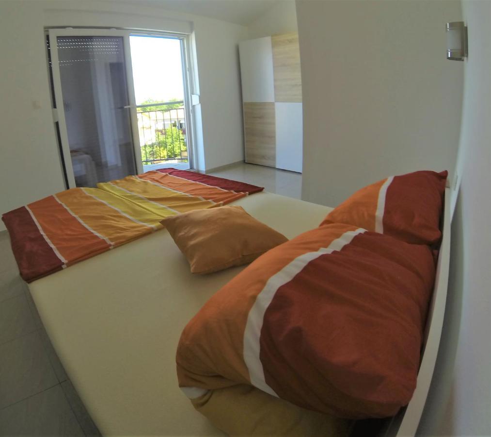 Apartmani Zaric Malinska Εξωτερικό φωτογραφία